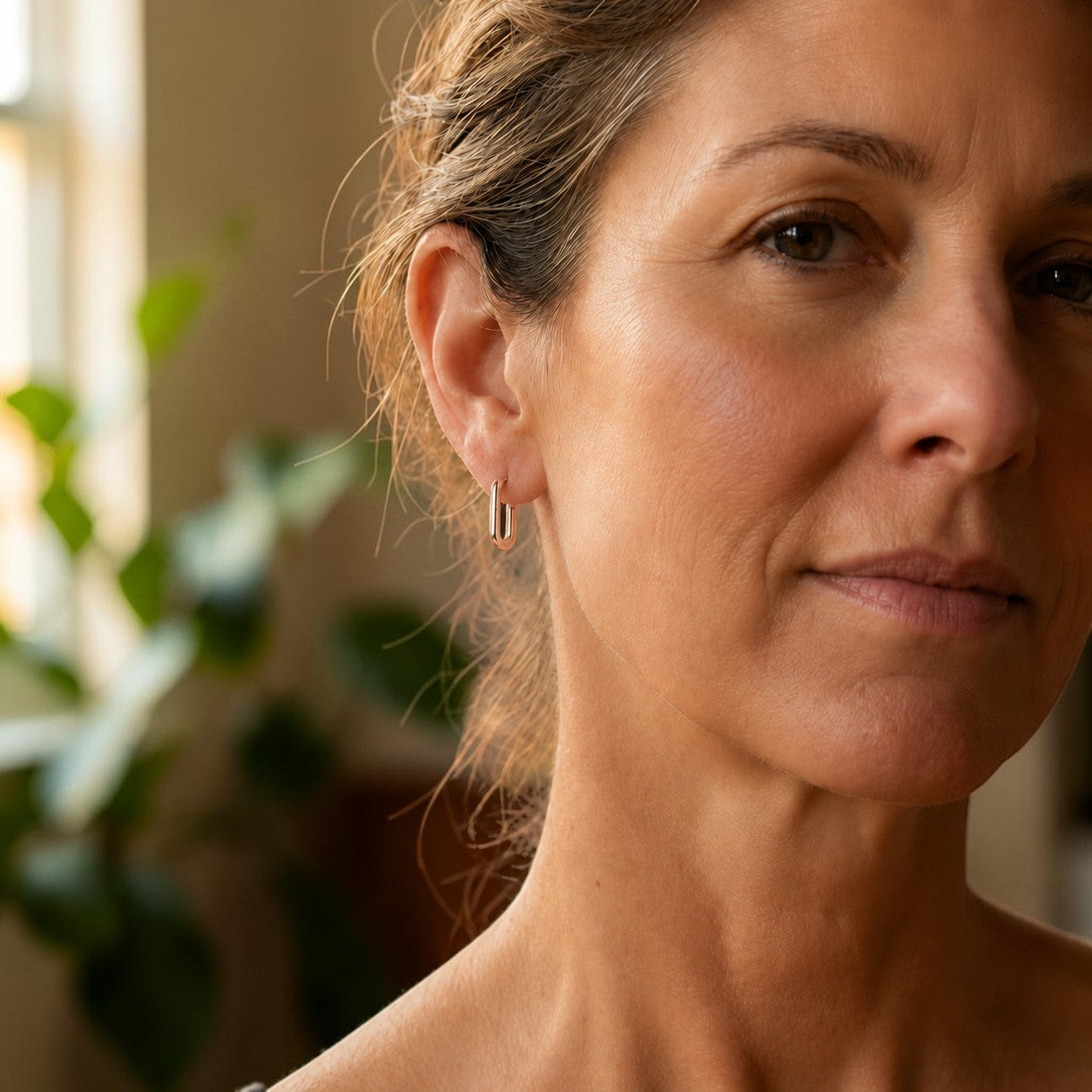 Mary's Clasp Copper Earrings